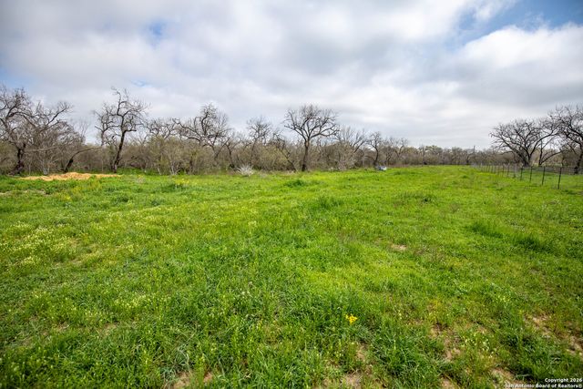 TBD FELIX RD, St Hedwig, TX 78152