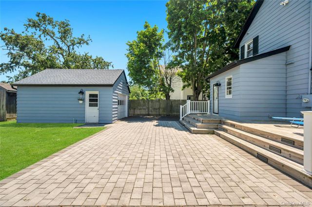 105 Maple Avenue, Patchogue, NY 11772