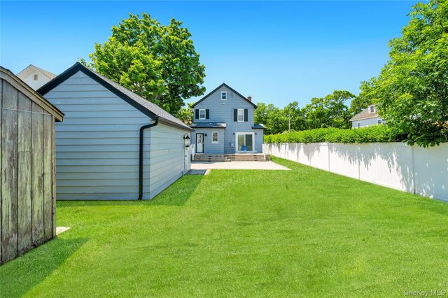 105 Maple Avenue, Patchogue, NY 11772