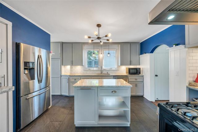105 Maple Avenue, Patchogue, NY 11772