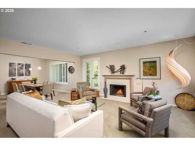 762 Nw WESTOVER Sq, Portland, OR 97210