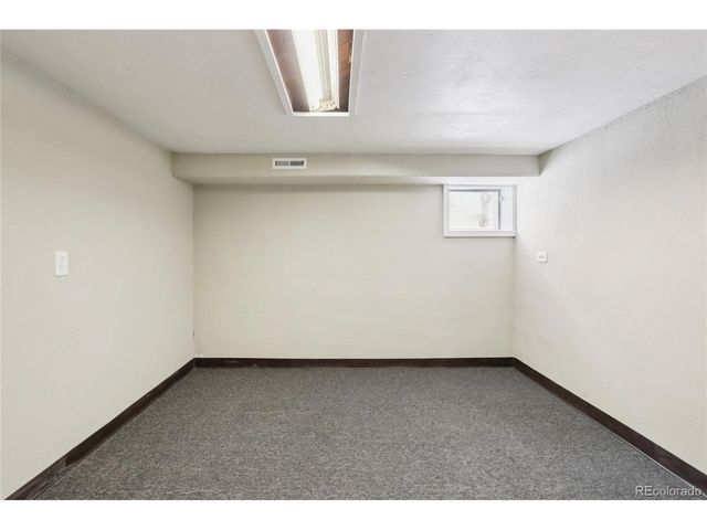 3150 5th St, Boulder, CO 80304