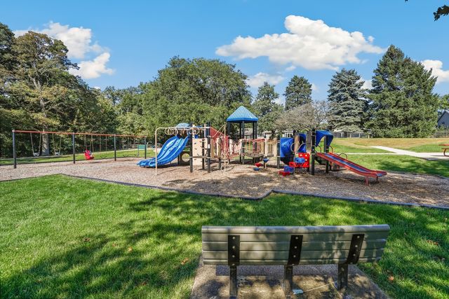 152 Haines Avenue, New Lenox, IL 60451