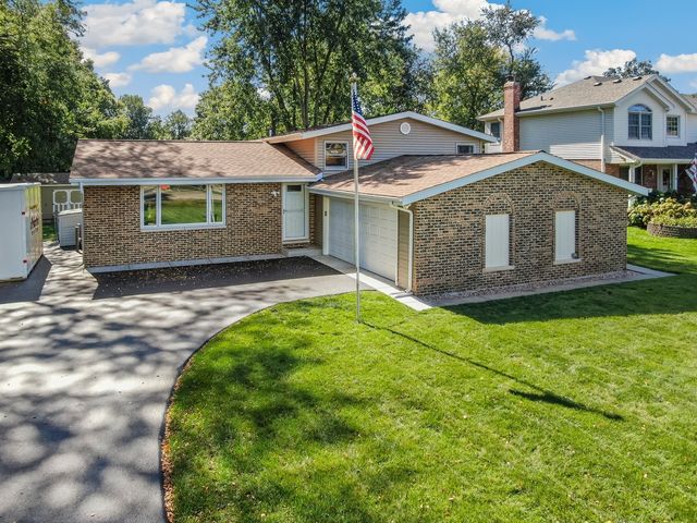 152 Haines Avenue, New Lenox, IL 60451