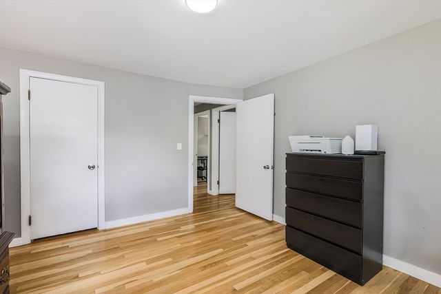 12 Lilian Rd Ext, Framingham, MA 01701