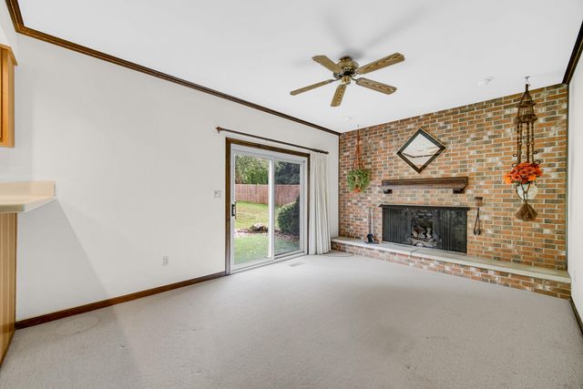 2633 N Stuyvesant Lane, La Porte, IN 46350