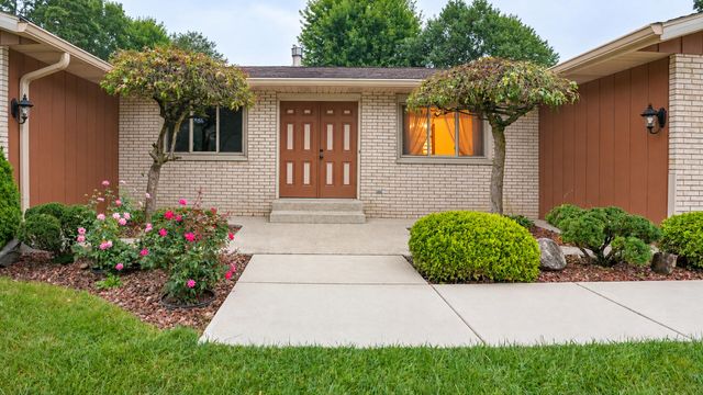 2633 N Stuyvesant Lane, La Porte, IN 46350