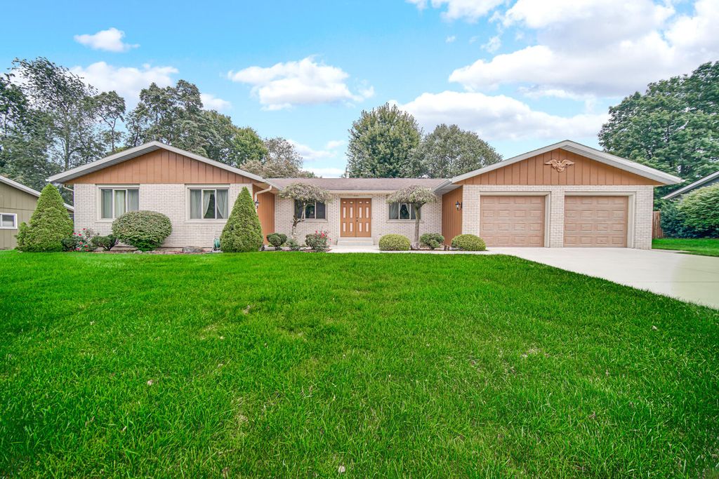 2633 N Stuyvesant Lane, La Porte, IN 46350