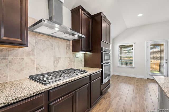 116 Aberdeen, Boerne, TX 78015