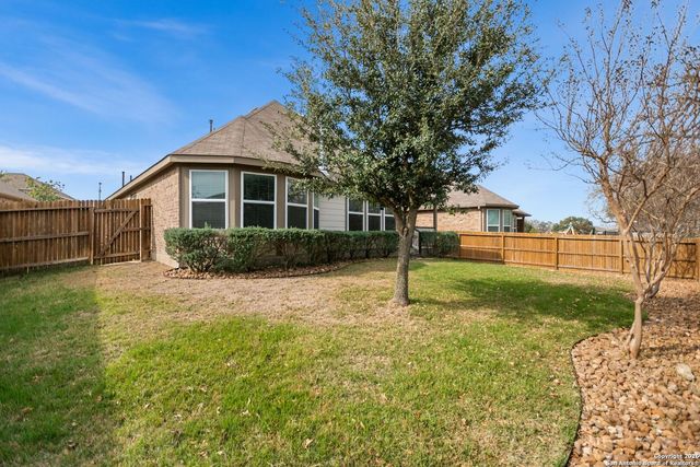 116 Aberdeen, Boerne, TX 78015