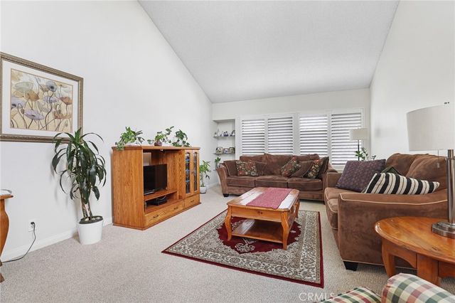 19544 Vasile Cir, Huntington Beach, CA 92646