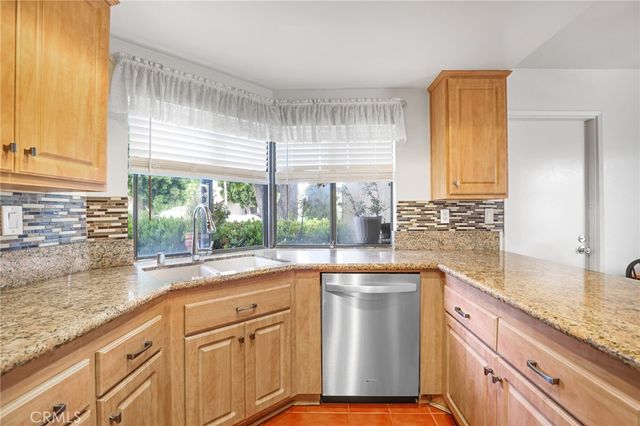 19544 Vasile Cir, Huntington Beach, CA 92646
