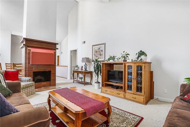 19544 Vasile Cir, Huntington Beach, CA 92646