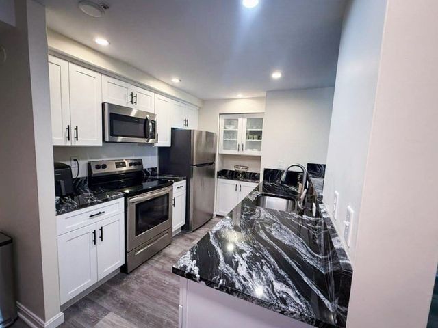 50 Webster St 104, Weymouth, MA 02190