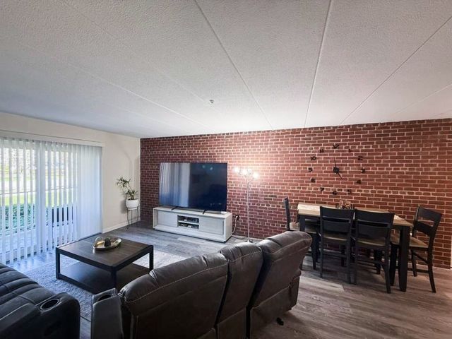 50 Webster St 104, Weymouth, MA 02190