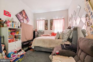 2041 W OXFORD ST, Philadelphia, PA 19121