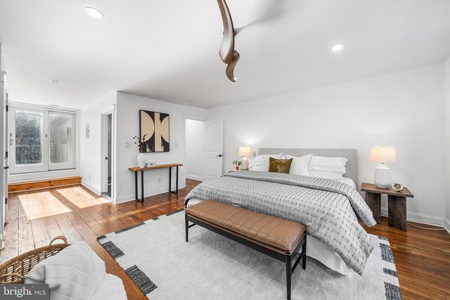 1932 PINE ST, Philadelphia, PA 19103