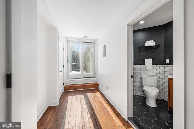 1932 PINE ST, Philadelphia, PA 19103