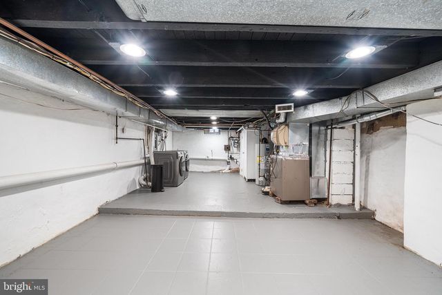 1932 PINE ST, Philadelphia, PA 19103