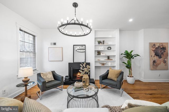 1932 PINE ST, Philadelphia, PA 19103