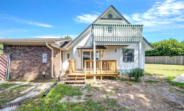 2222 W 29th Plaza, Panama City, FL 32405