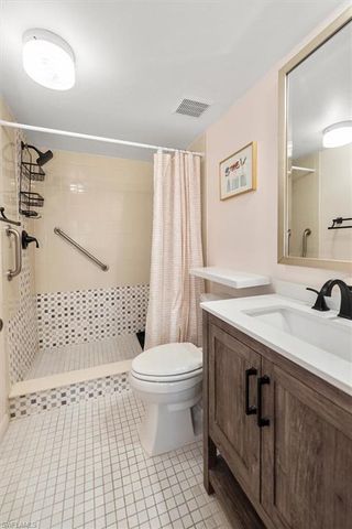 811 Elkcam CIR D2, Marco Island, FL 34145