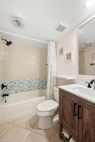 811 Elkcam CIR D2, Marco Island, FL 34145