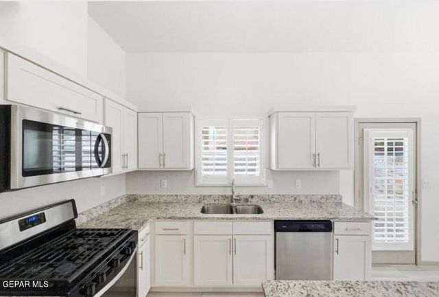 613 CEDARWOOD Drive, El Paso, TX 79928