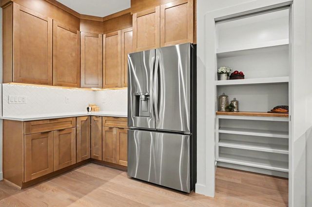 54810 Northbridge West Court, Osceola, IN 46561