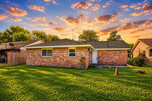 4130 Bethel Blvd, Houston, TX 77092