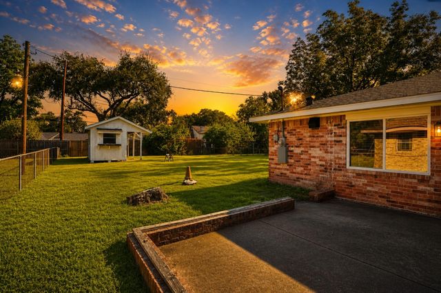 4130 Bethel Blvd, Houston, TX 77092