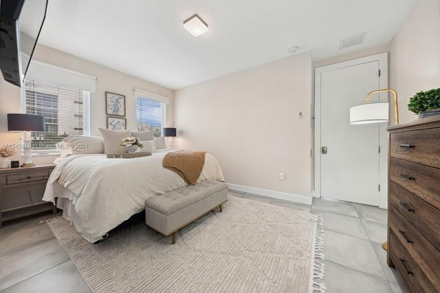 111 SE 2nd Street 201, Delray Beach, FL 33444