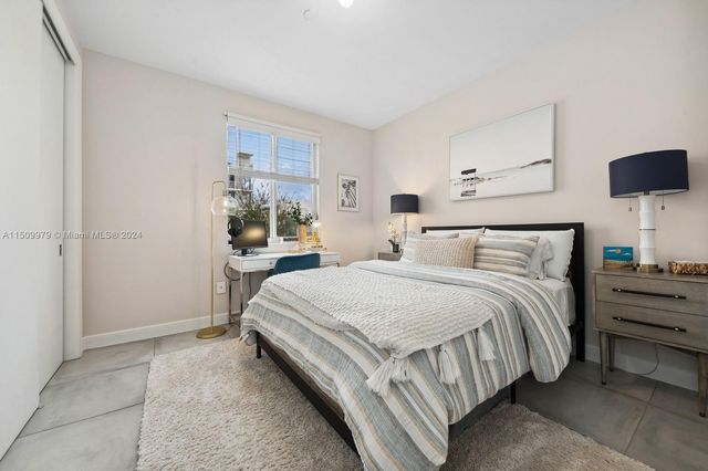 111 SE 2nd Street 201, Delray Beach, FL 33444