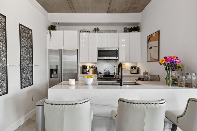 111 SE 2nd Street 201, Delray Beach, FL 33444