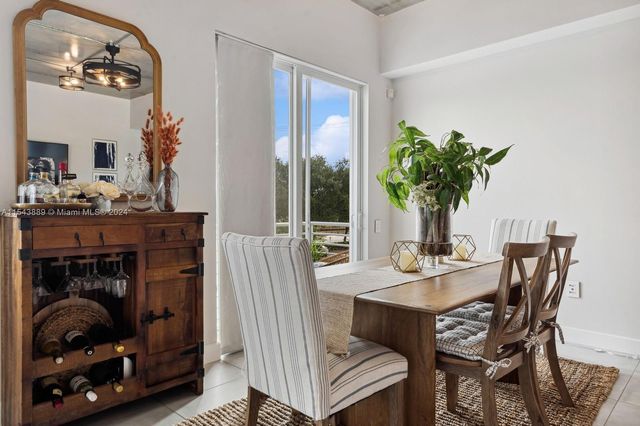 111 SE 2nd Street 201, Delray Beach, FL 33444