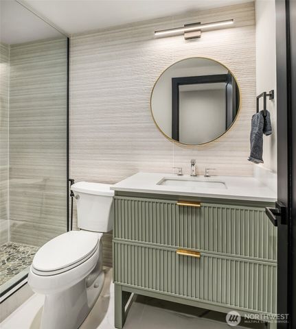8340 Avalon Drive, Mercer Island, WA 98040