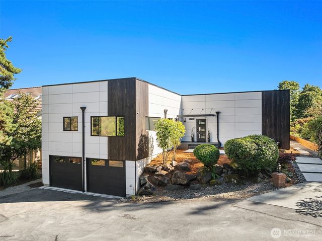 8340 Avalon Drive, Mercer Island, WA 98040