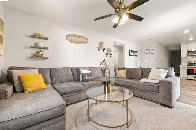 1126 Medanos St, Antioch, CA 94509