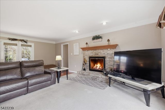 7 Winchester Ave, Mount Olive Twp., NJ 07828