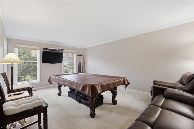 7 Winchester Ave, Mount Olive Twp., NJ 07828