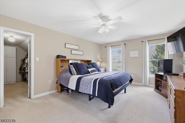 7 Winchester Ave, Mount Olive Twp., NJ 07828