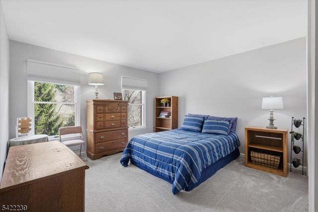 7 Winchester Ave, Mount Olive Twp., NJ 07828