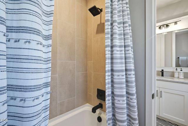3051 NW Hidden Ridge Drive, Bend, OR 97703