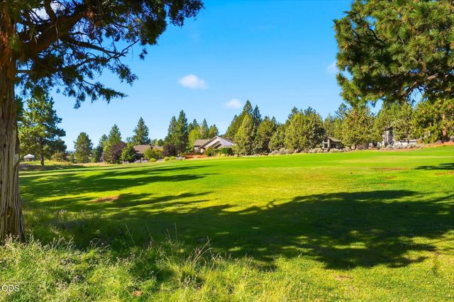 3051 NW Hidden Ridge Drive, Bend, OR 97703