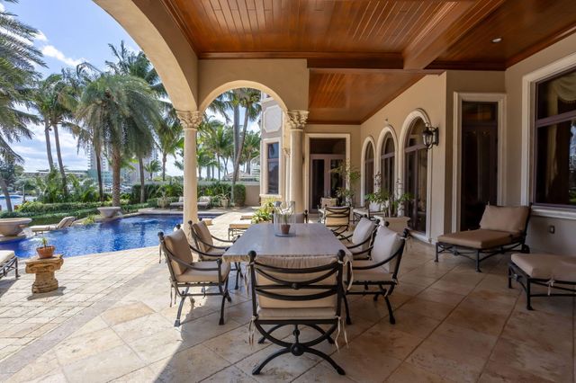 3870 NE 31st Avenue, Lighthouse Point, FL 33064