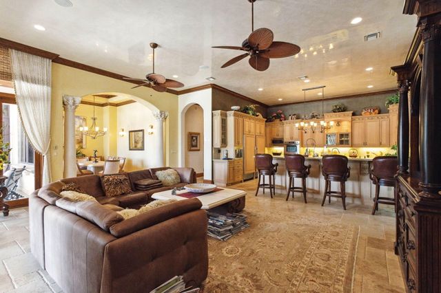 3870 NE 31st Avenue, Lighthouse Point, FL 33064