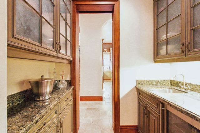 3870 NE 31st Avenue, Lighthouse Point, FL 33064