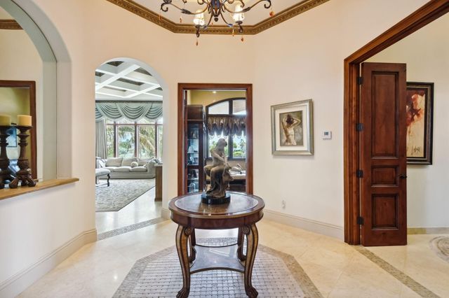 3870 NE 31st Avenue, Lighthouse Point, FL 33064