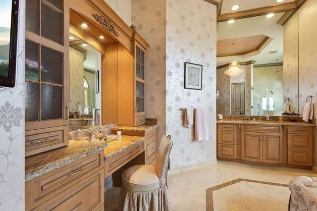 3870 NE 31st Avenue, Lighthouse Point, FL 33064