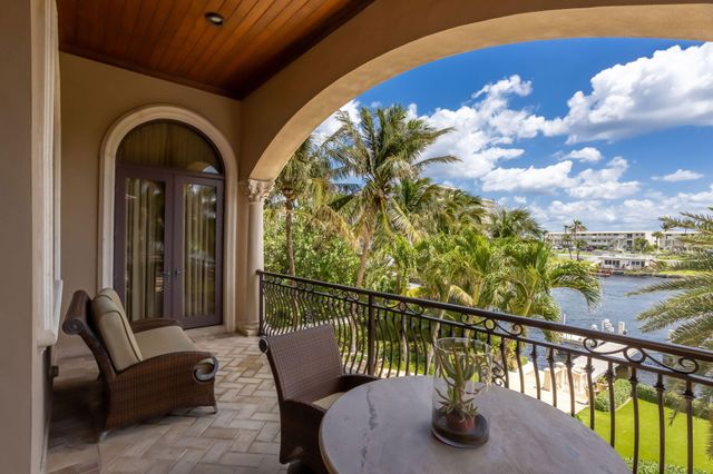 3870 NE 31st Avenue, Lighthouse Point, FL 33064